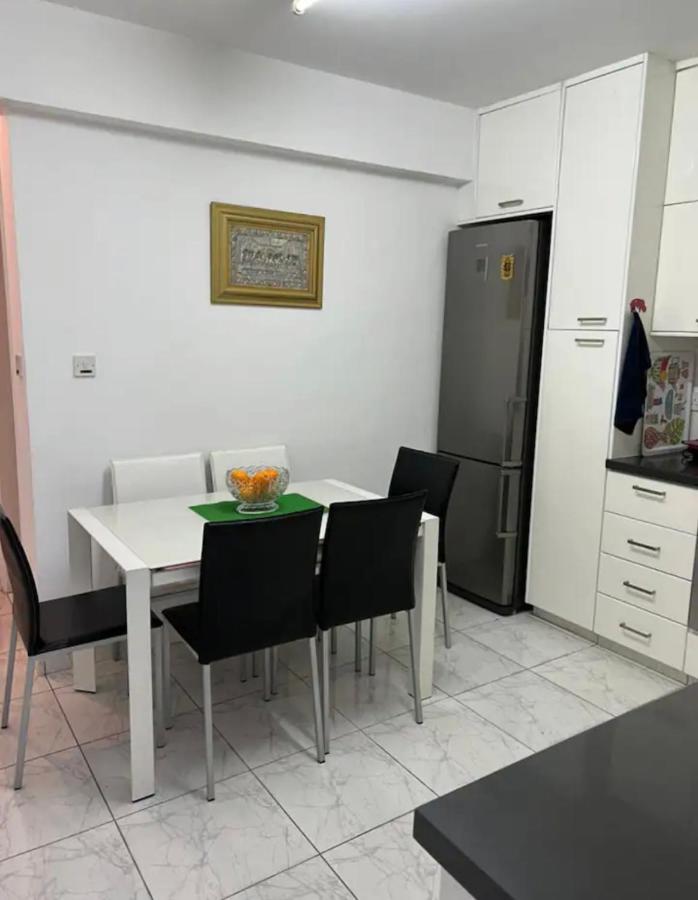 Marias Spacious Aparment Пафос Экстерьер фото