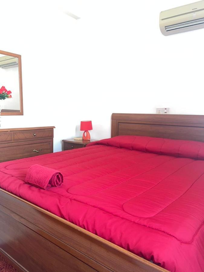 Marias Spacious Aparment Пафос Экстерьер фото